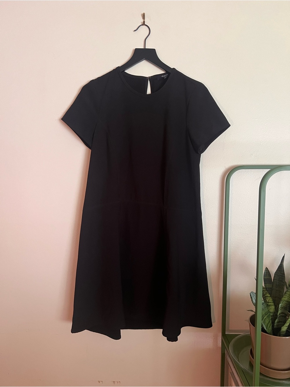 Madewell Black Short-Sleeve A-Line Dress Size 6